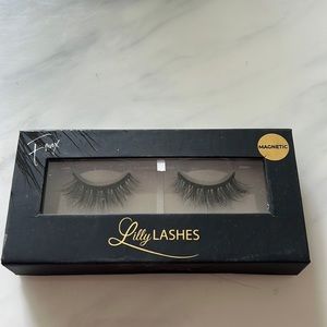 Lilly lashes magnetic lashes faux mink in style cause we can